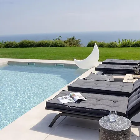 Luxury 4-bedroom In Black Sea Rama By Flat Mаnager Vilă *