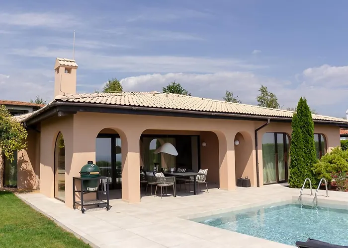 Luxury 4-bedroom In Black Sea Rama By Flat Mаnager Villa Balchik