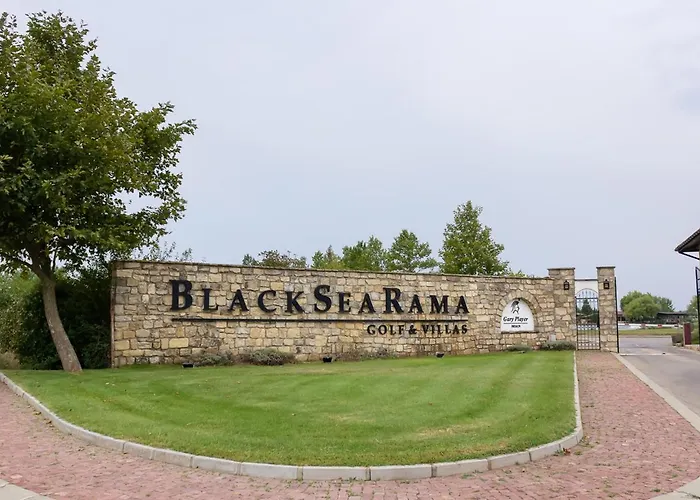 Luxury 4-bedroom In Black Sea Rama By Flat Mаnager