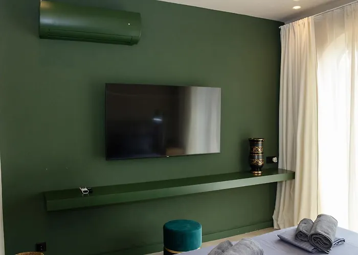 Luxury 4-bedroom In Black Sea Rama By Flat Mаnager